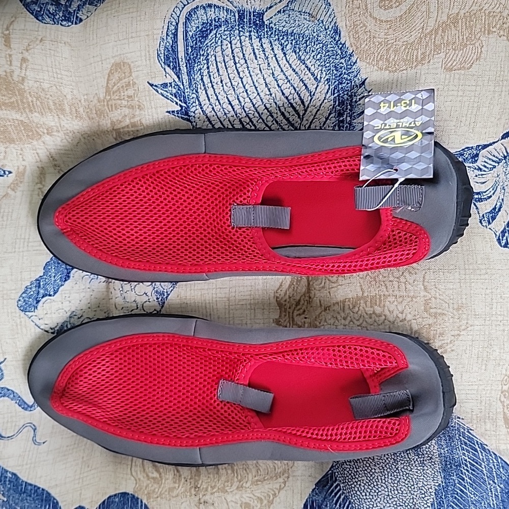 Men's Athletic Works Water Shoes, Color Red/Gray, Size 13-14